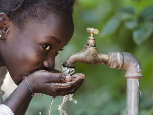 Accès d'eau potable durable pour 1000 familles haïtiennes